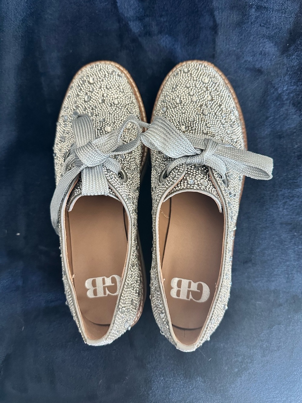 ✨ Gorgeous GB by Gianni Bini rhinestone platform Oxford shoes